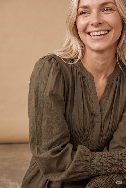 Isay Ane V-Neck Dress Dark Khaki