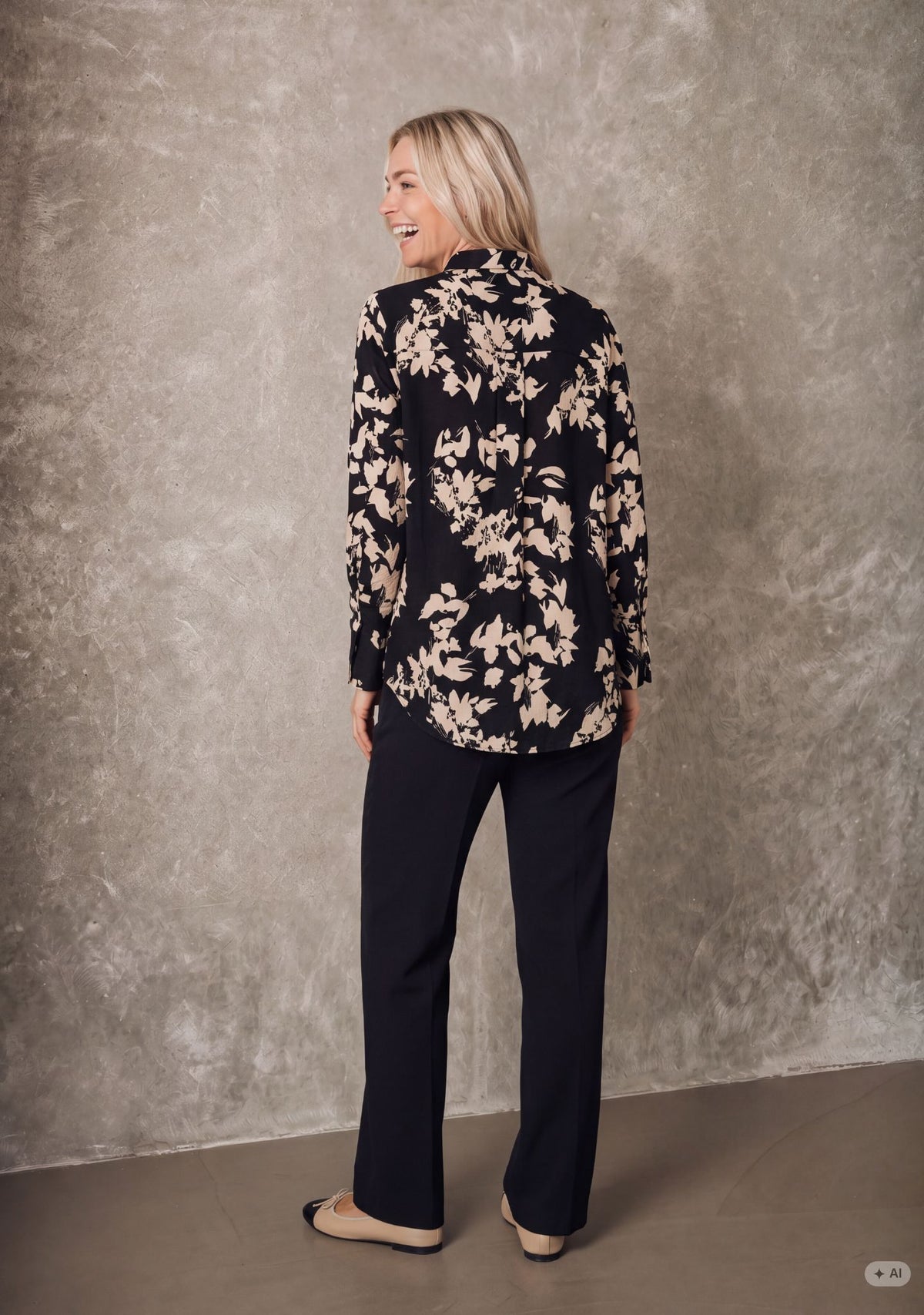 Isay Ane Shirt Black w/Cream
