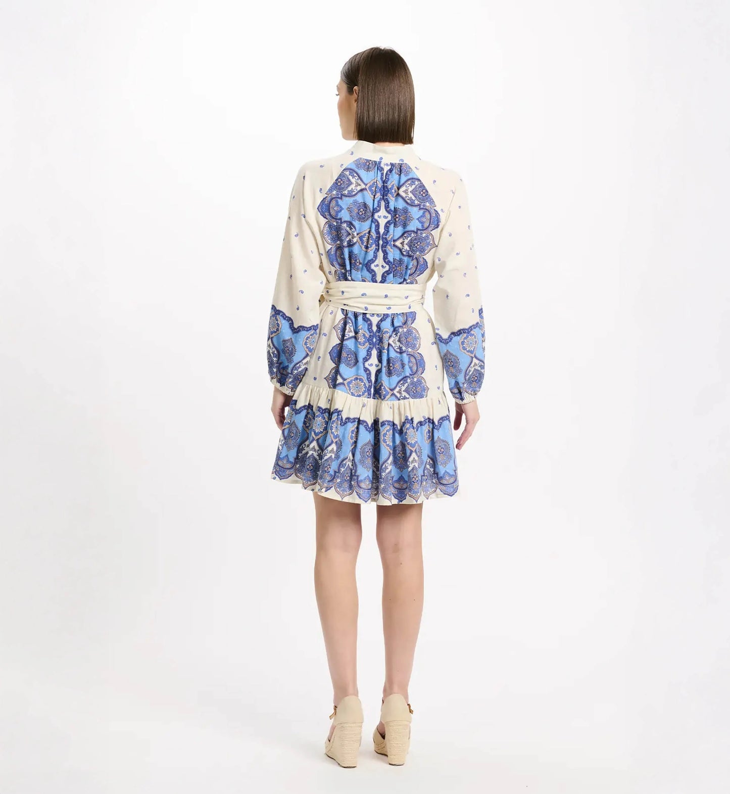 Miss June Danae Kjole