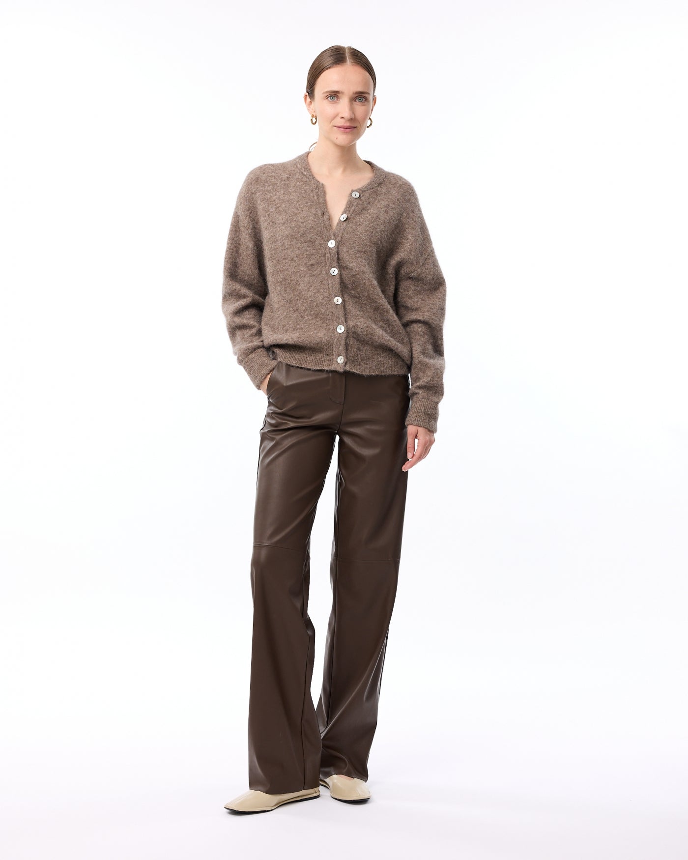 Knit-ted Britney Cardigan Walnut