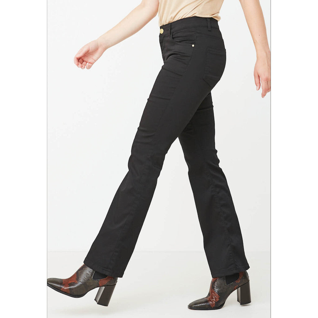 Isay Lido Flare Jeans Black