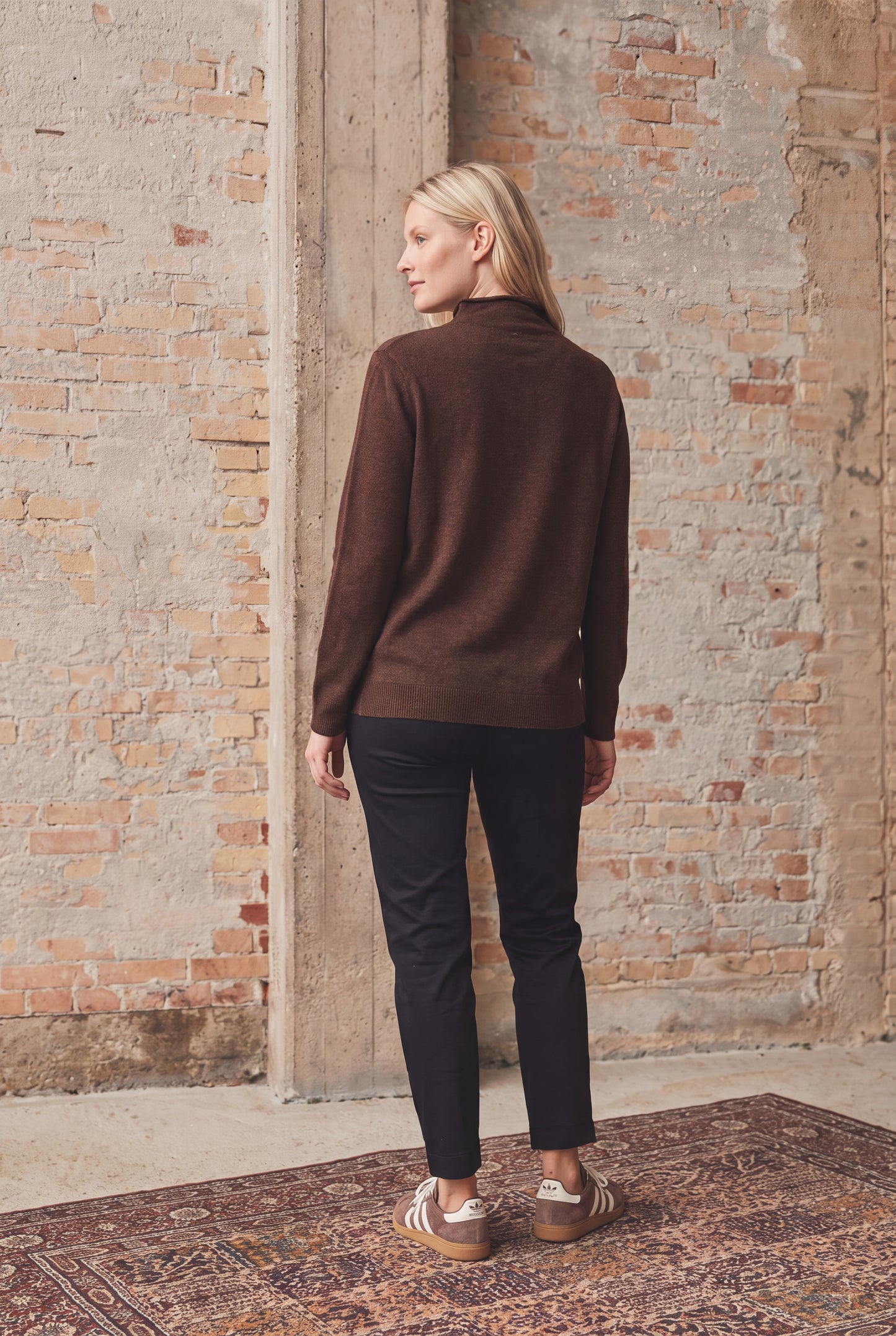 Isay Frigga A-Shape Pullover - Brun