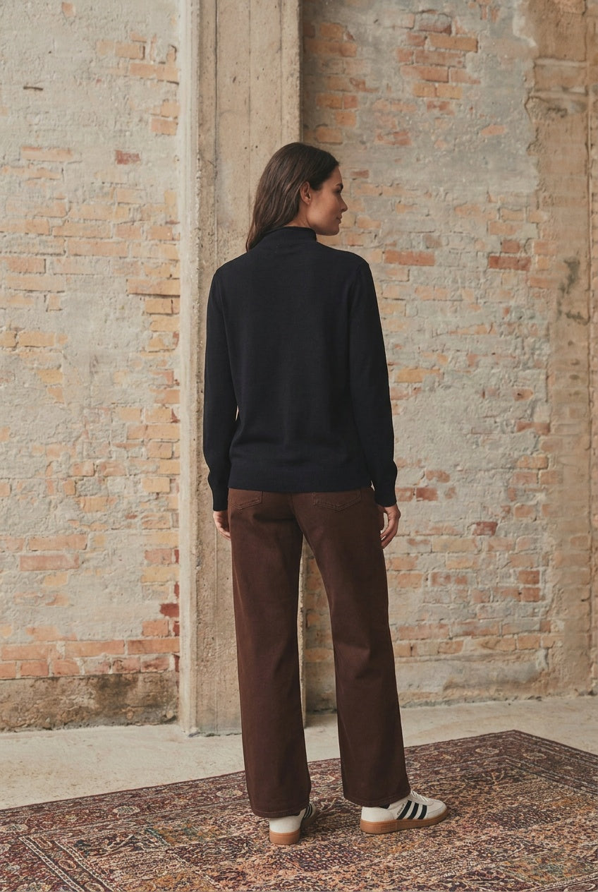 Isay Frigga A-Shape Pullover - Sort