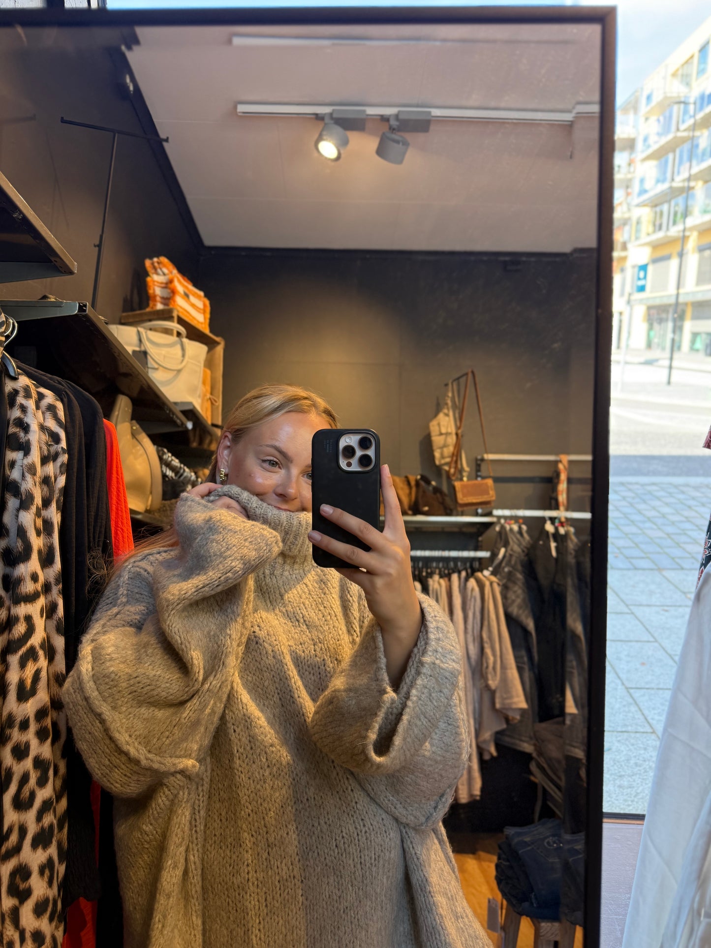 Reunion Åre Sweater - Oat