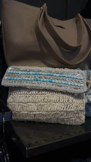 Hot Lava Clutch Gili Aqua