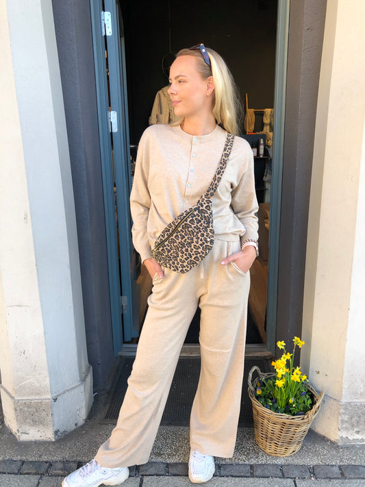 Knit-ted Nada Pants