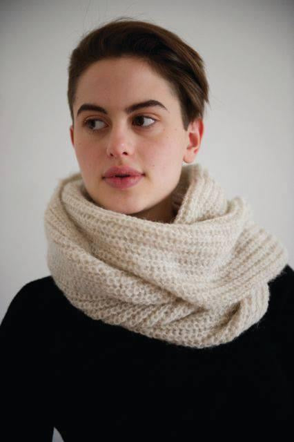 Alpaca No End Scarf Sand - Forhåndsbestilling