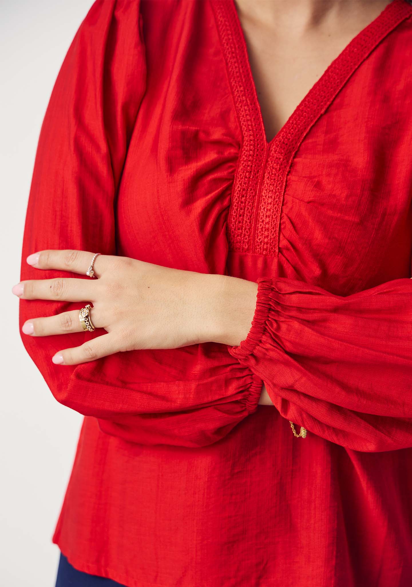 Isay Lykke V-Neck Bluse - Fresh Red