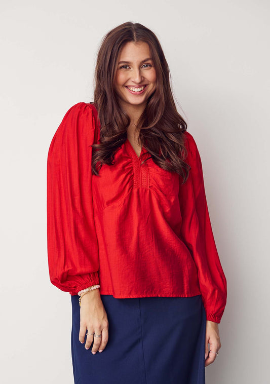 Isay Lykke V-Neck Bluse - Fresh Red