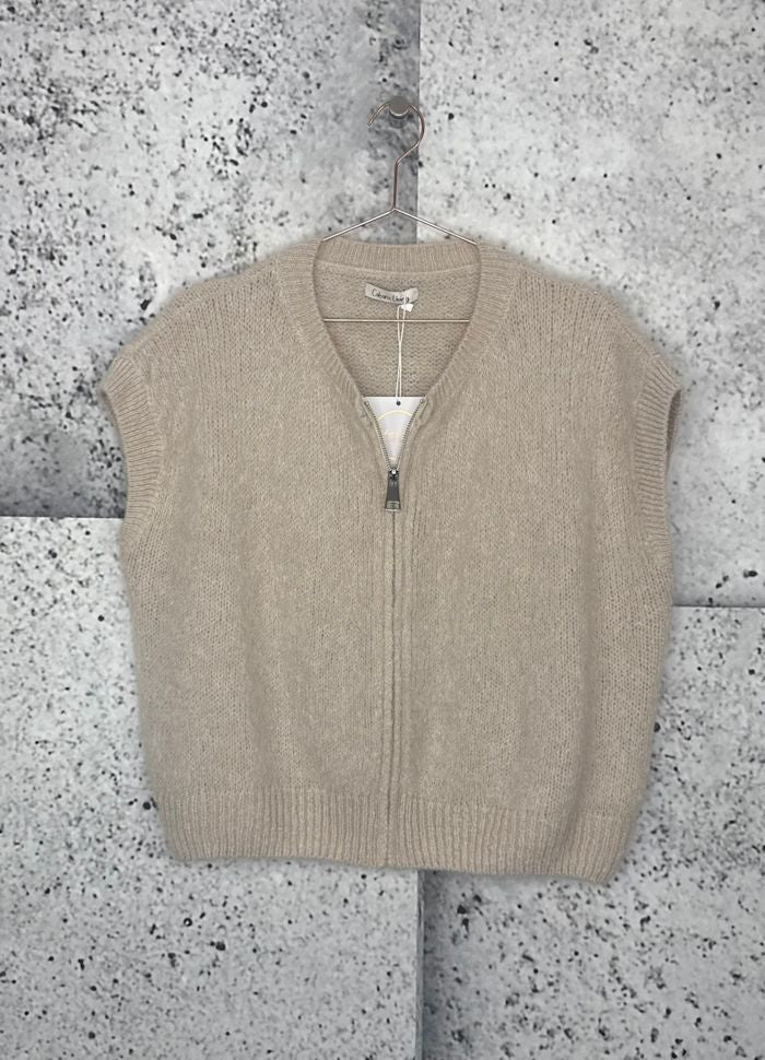 Cabana Living Mohlin Vest (8831)