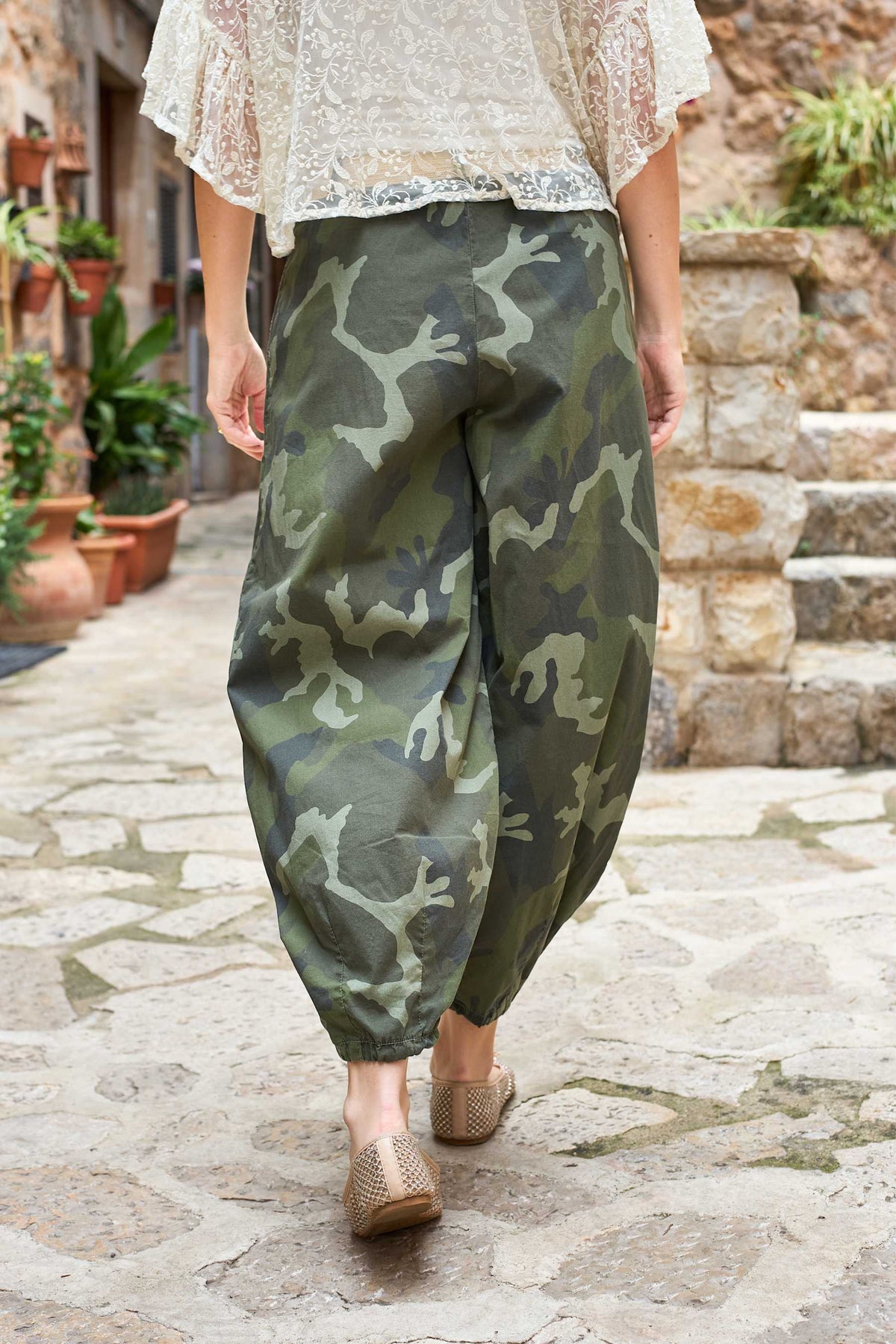 Black Colour Ally Balloon Pant Army Camouflage
