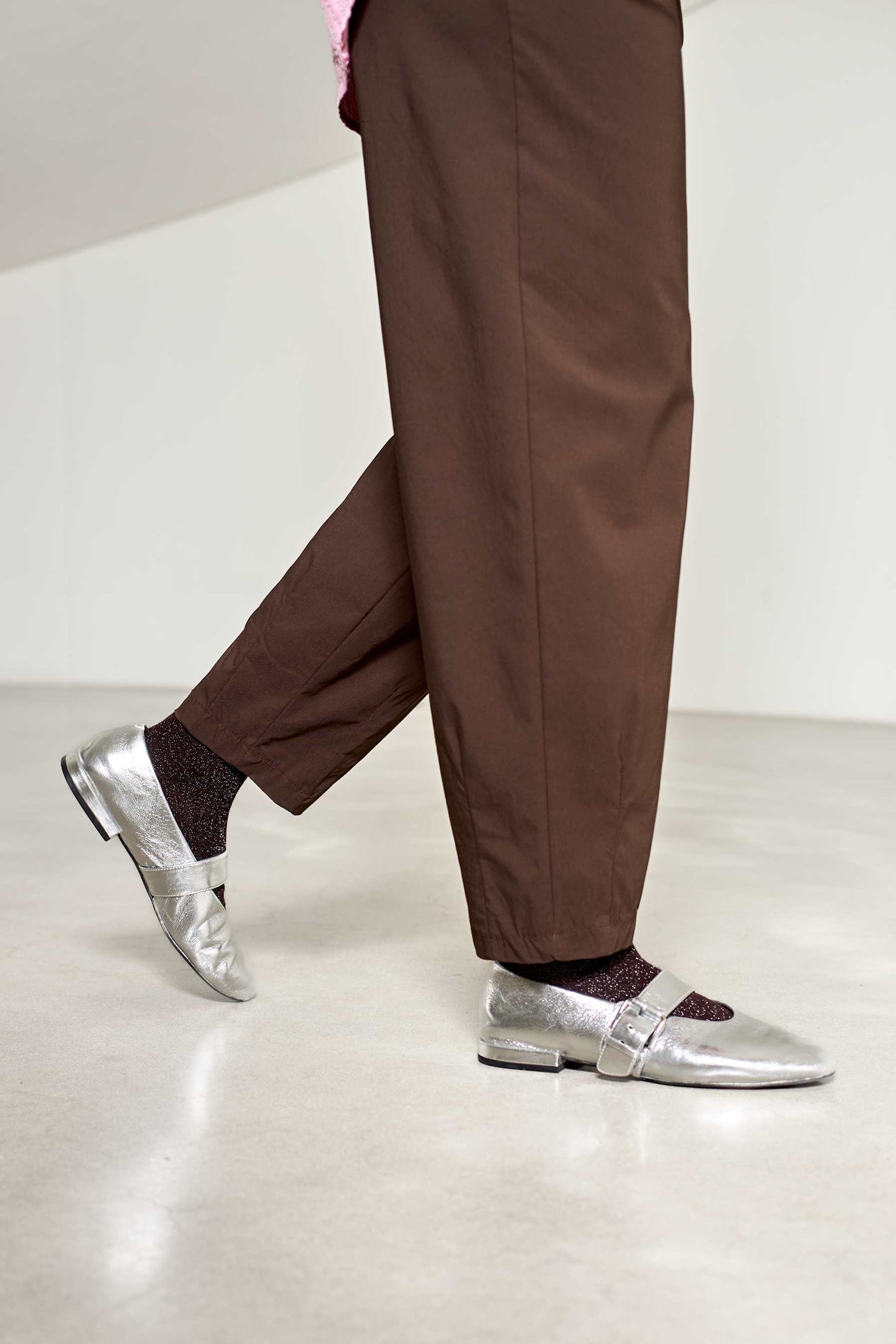 Black Colour Beate Barrel Pant Brun