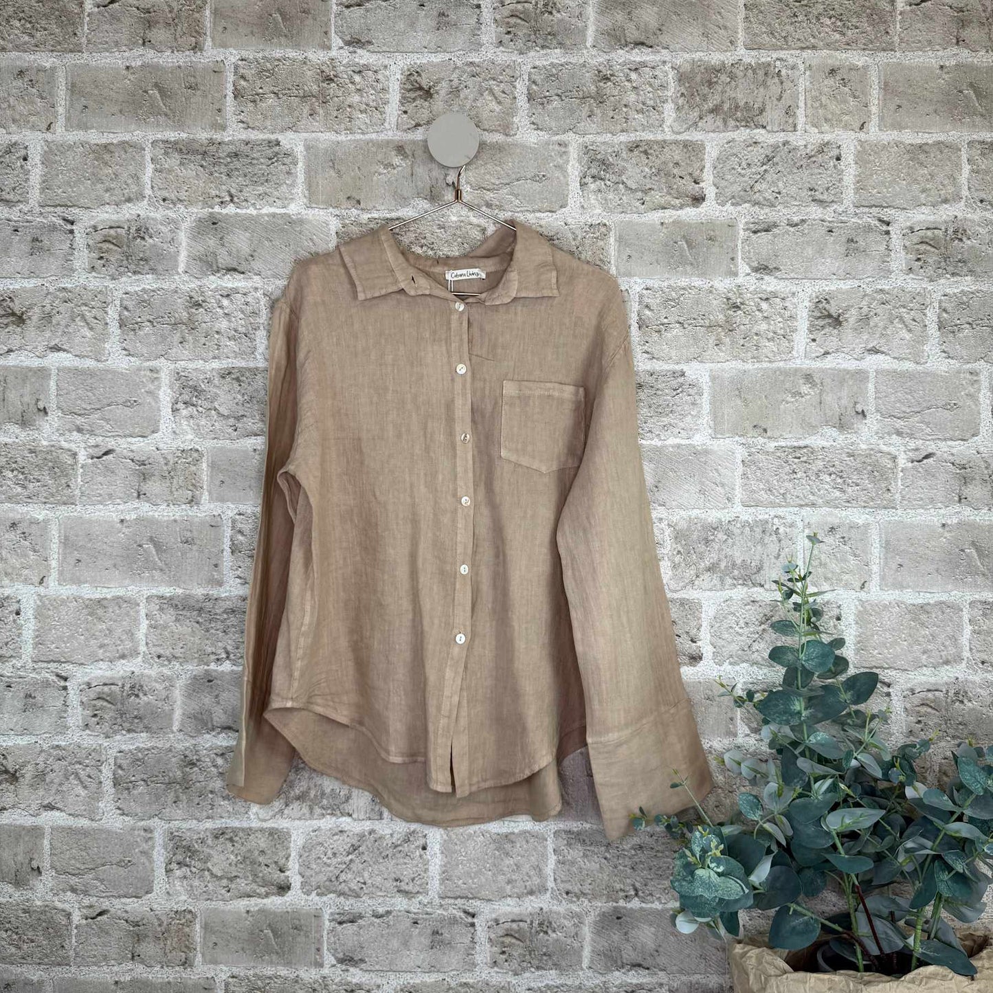 Cabana Living Fray Linbluse