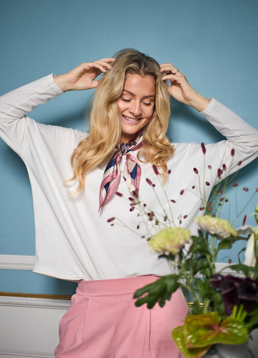 Black Colour May Langermet Genser